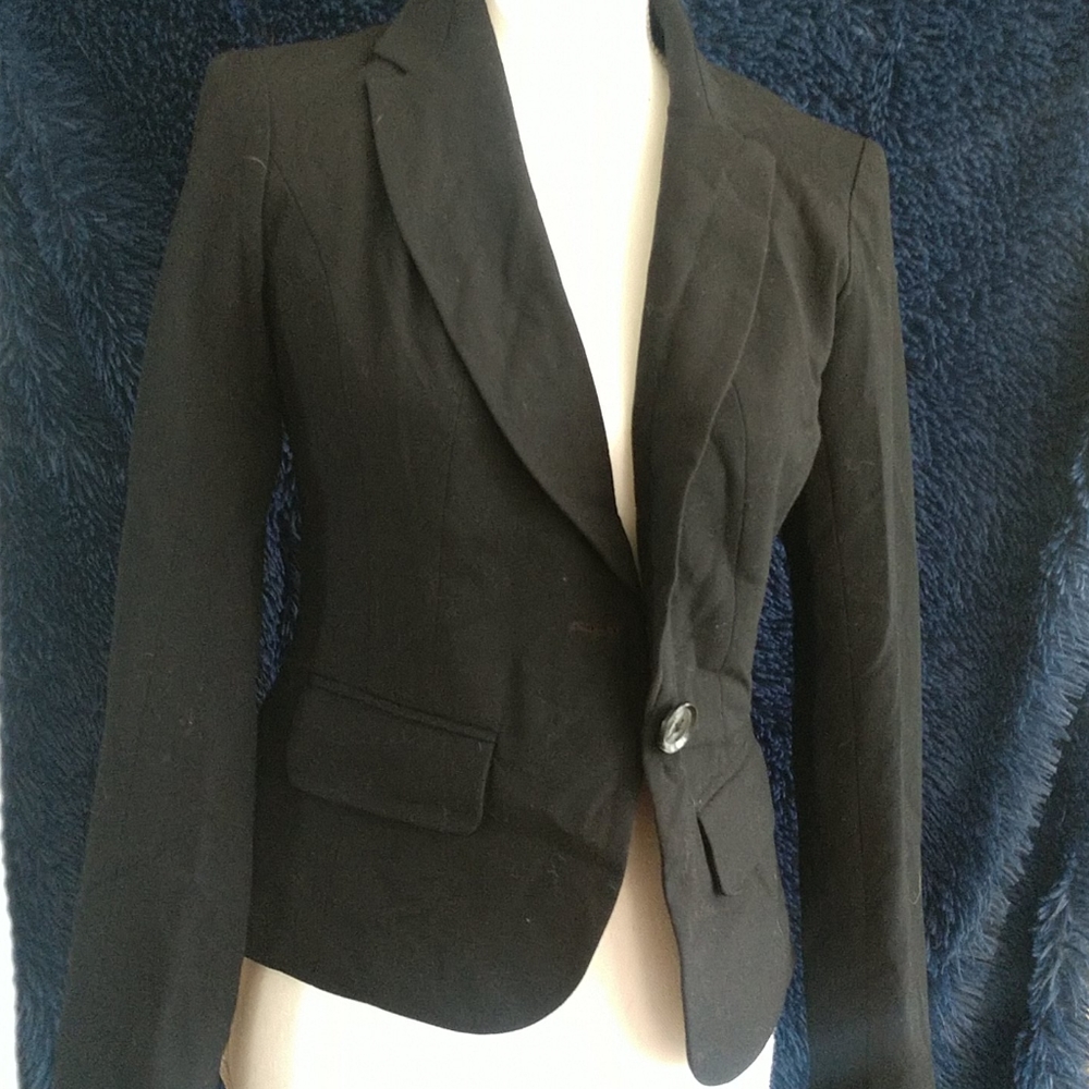 Black candies suit
